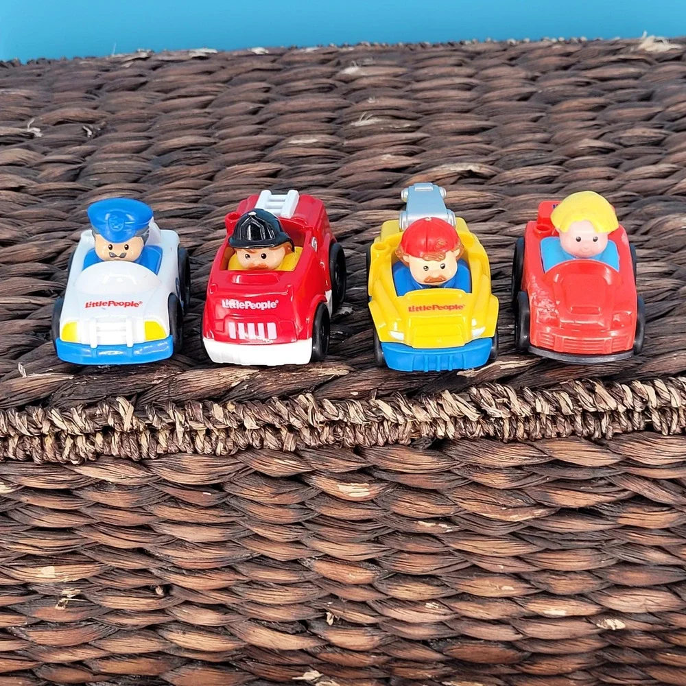 Vtg Fisher Price Little People Wheelies Toddler OS Toy Cars Lot of 4 Vehicles